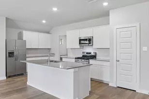 15032 Leighton Crk Ct, Fort Worth, TX 76052 - Photo 9