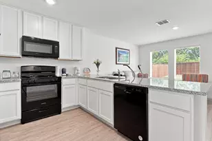 12117 Falabella Dr, Providence Village, TX 76227 - Photo 5