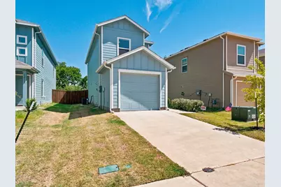 12117 Falabella Drive, Providence Village, TX 76227 - Photo 3