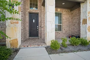 2712 Dickinson Dr, Corinth, TX 76210 - Photo 3