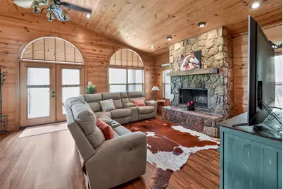 200 Equestrian Circle, Jefferson, TX 75657 - Photo 7
