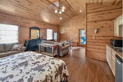 200 Equestrian Circle, Jefferson, TX 75657 - Photo 29