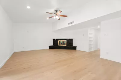 421 Parkvale Lane, Grand Prairie, TX 75052 - Photo 9
