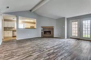 209 W Schreiber St, Garland, TX 75040 - Photo 5