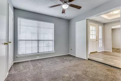 209 W Schreiber Street, Garland, TX 75040 - Photo 9