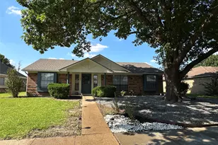 209 W Schreiber St, Garland, TX 75040 - Photo 25