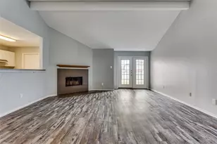 209 W Schreiber St, Garland, TX 75040 - Photo 7