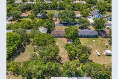 708 Race Street, Crowley, TX 76036 - Photo 37