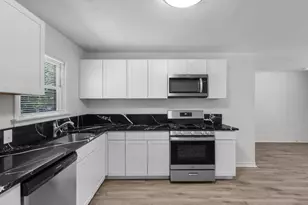 708 Race St, Crowley, TX 76036 - Photo 7