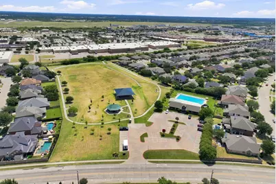 812 Peach Lane, Burleson, TX 76028 - Photo 35