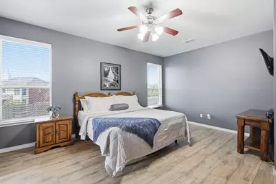 812 Peach Lane, Burleson, TX 76028 - Photo 17