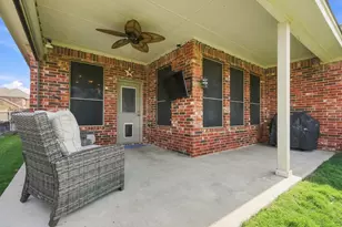 812 Peach Ln, Burleson, TX 76028 - Photo 29