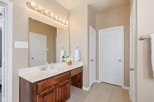 812 Peach Ln, Burleson, TX 76028 - Photo 23