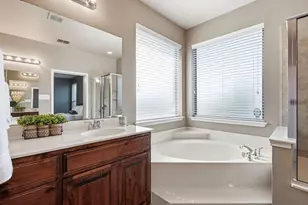 812 Peach Ln, Burleson, TX 76028 - Photo 19