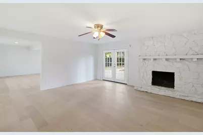 3651 Courtdale Drive, Farmers Branch, TX 75234 - Photo 13