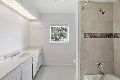 3651 Courtdale Drive, Farmers Branch, TX 75234 - Photo 21