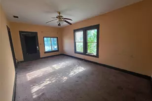 905 W Walker St, Breckenridge, TX 76424 - Photo 3
