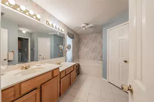 1108 Middlebury Ln, Euless, TX 76040 - Photo 19
