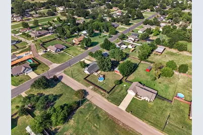 424 E Pennsylvania Avenue, Van, TX 75790 - Photo 33