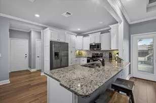 424 E Pennsylvania Ave, Van, TX 75790 - Photo 9