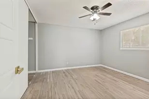 2640 Santiago Cir, Grand Prairie, TX 75052 - Photo 19