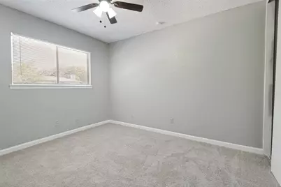 2640 Santiago Circle, Grand Prairie, TX 75052 - Photo 11