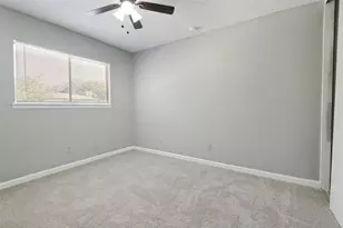 2640 Santiago Cir, Grand Prairie, TX 75052 - Photo 11