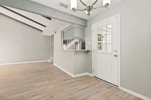2640 Santiago Cir, Grand Prairie, TX 75052 - Photo 5