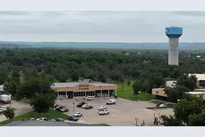 3185 E Landings S, Granbury, TX 76048 - Photo 7