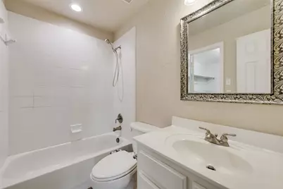 4000 Hearthlight Court, Plano, TX 75024 - Photo 17