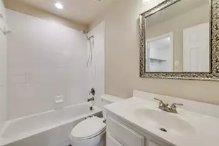 4000 Hearthlight Ct, Plano, TX 75024 - Photo 17