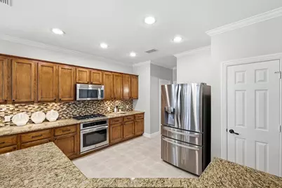 1625 Highland Oaks Drive, Keller, TX 76248 - Photo 11