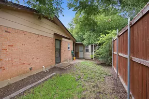 816 SW Sundown Trail, Burleson, TX 76028 - Photo 3
