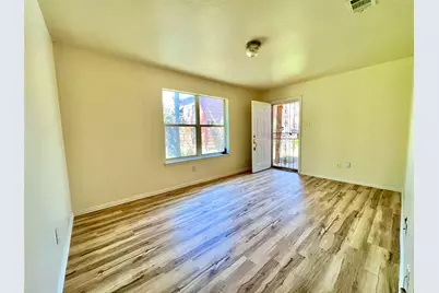 5004 Chapman Street, Fort Worth, TX 76105 - Photo 5