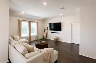 709 Glover Dr, Aubrey, TX 76227 - Photo 11