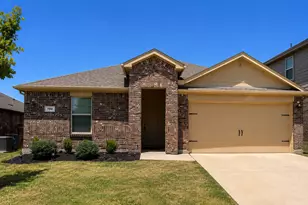 709 Glover Dr, Aubrey, TX 76227 - Photo 1