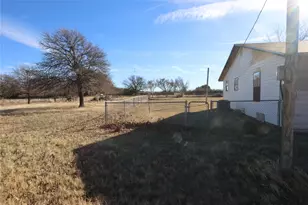 225 Co Rd 472, Ranger, TX 76470 - Photo 5