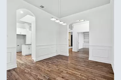 9861 Chamber Hall Drive, Frisco, TX 75033 - Photo 11