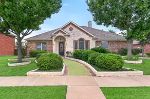 9861 Chamber Hall Dr, Frisco, TX 75033 - Photo 1