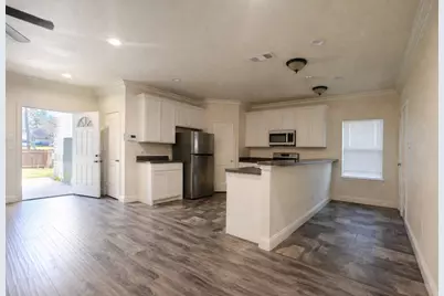 2550 Eugene Street, Dallas, TX 75215 - Photo 5