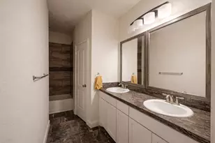 2550 Eugene St, Dallas, TX 75215 - Photo 19