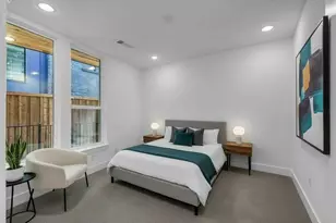 426 W 9th St, Dallas, TX 75208 - Photo 23