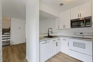 5626 Preston Oaks Rd, Dallas, TX 75254 - Photo 5