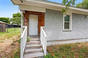 6337 Renwood Dr, Fort Worth, TX 76140 - Photo 5