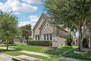 1123 Blue Lake Blvd, Arlington, TX 76005 - Photo 3