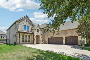 1123 Blue Lake Blvd, Arlington, TX 76005 - Photo 1
