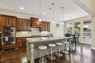 1123 Blue Lake Blvd, Arlington, TX 76005 - Photo 11