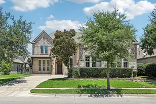 1123 Blue Lake Blvd, Arlington, TX 76005 - Photo 5