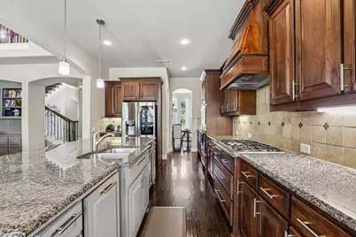 1123 Blue Lake Boulevard, Arlington, TX 76005 - Photo 13