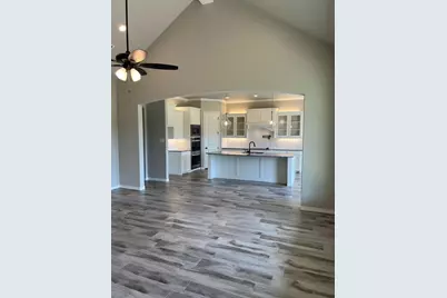 173 Crenshaw Court, Stephenville, TX 76401 - Photo 5